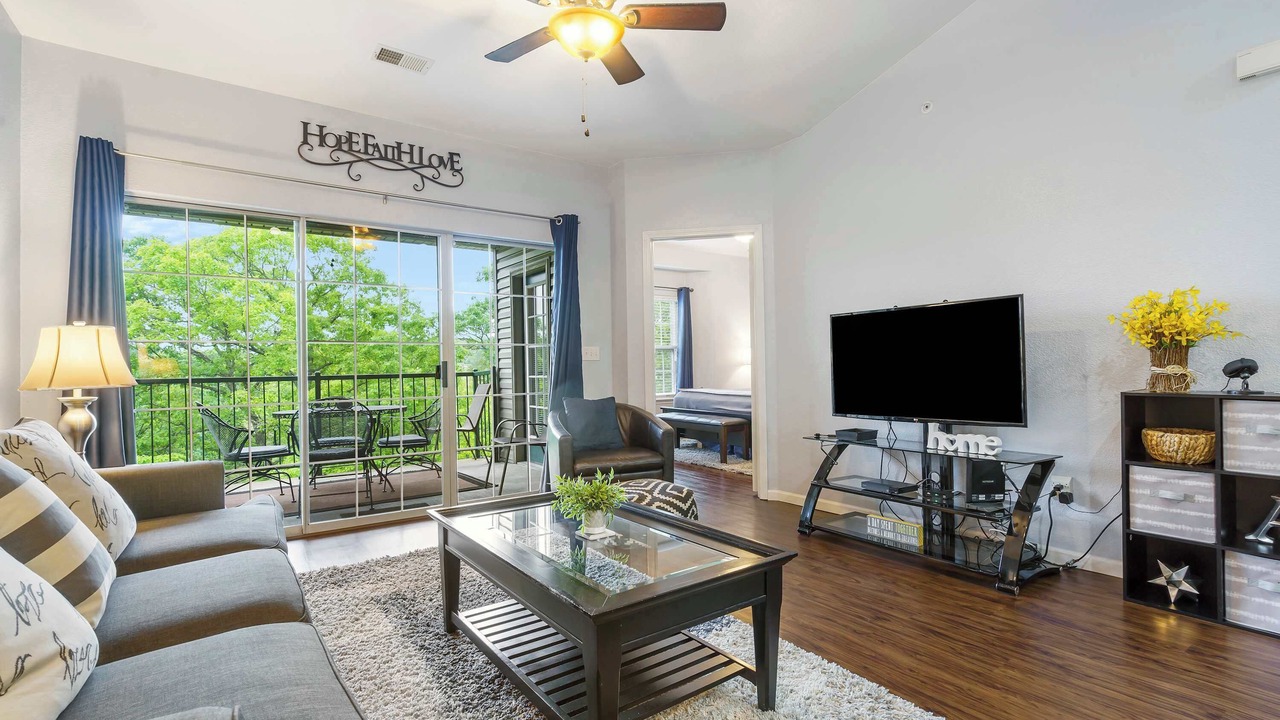 Photo of Bedroom in Branson
