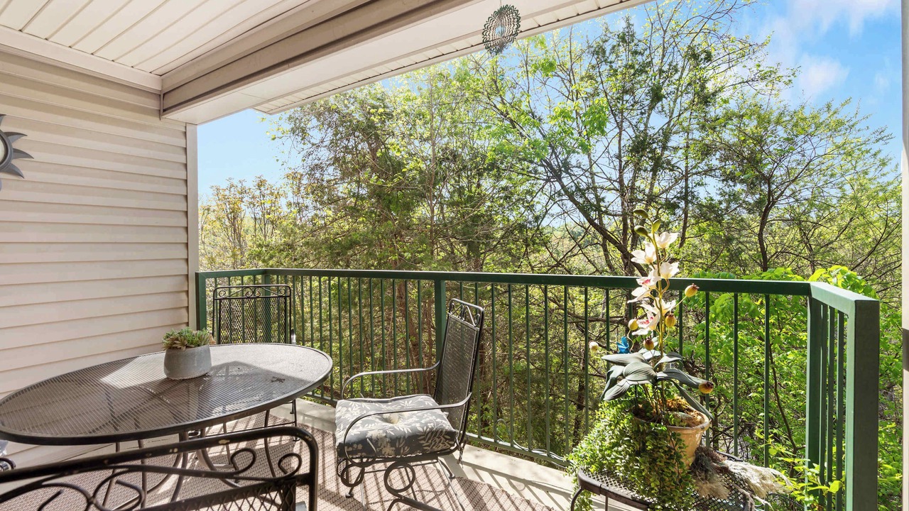 Photo of Patio Balcony in Branson