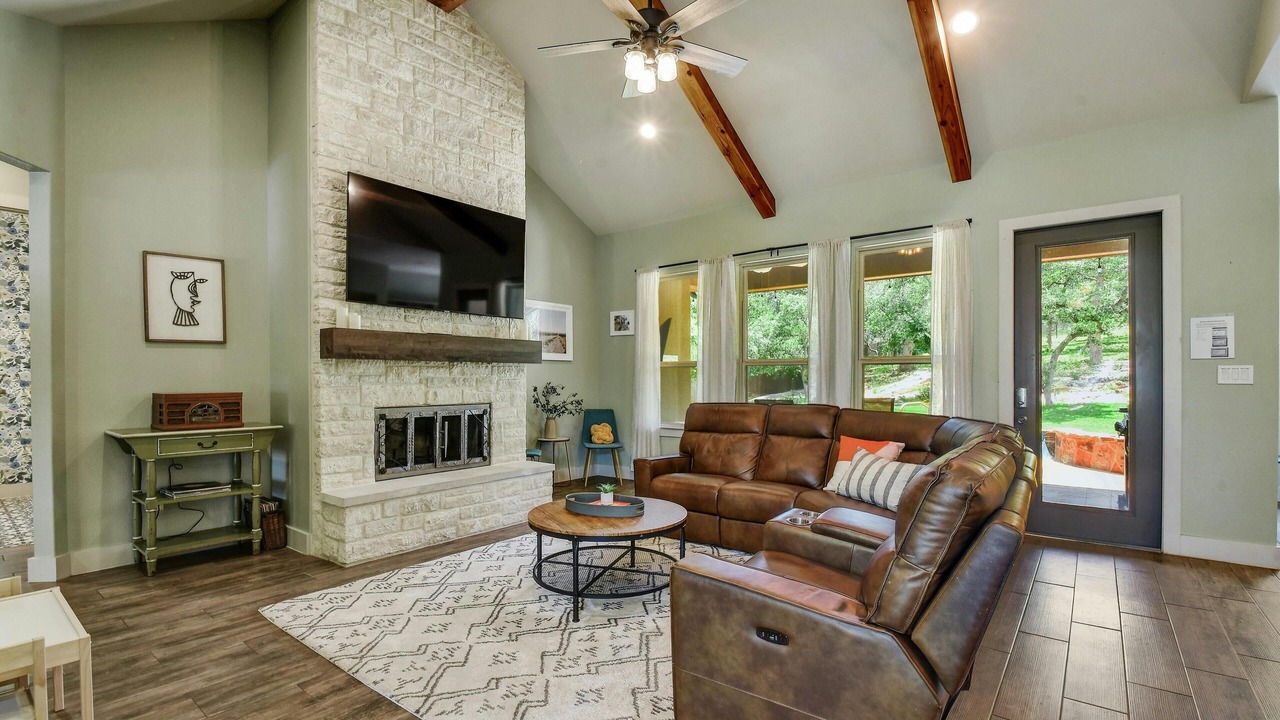 Photo of Livingroom in New Braunfels