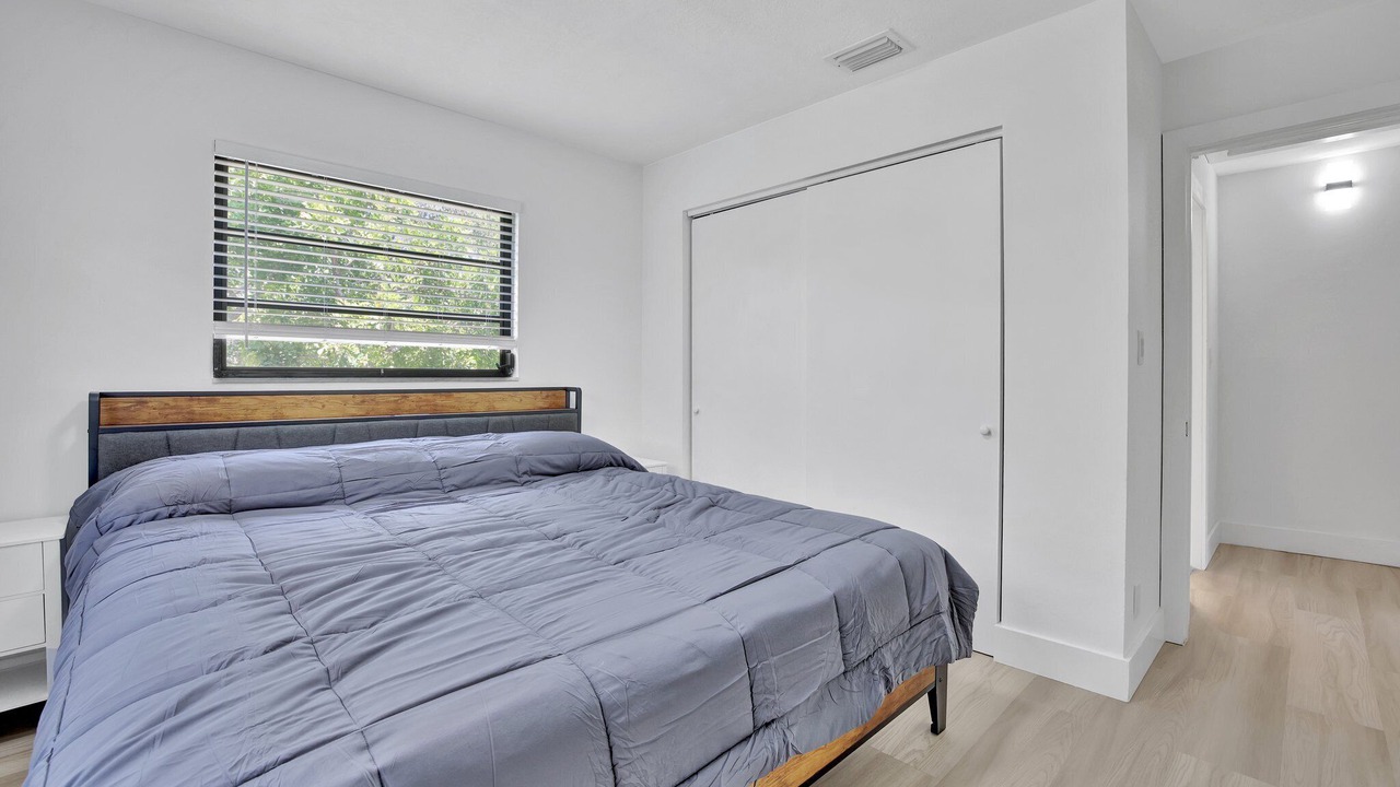 Photo of Bedroom in Tarpon River