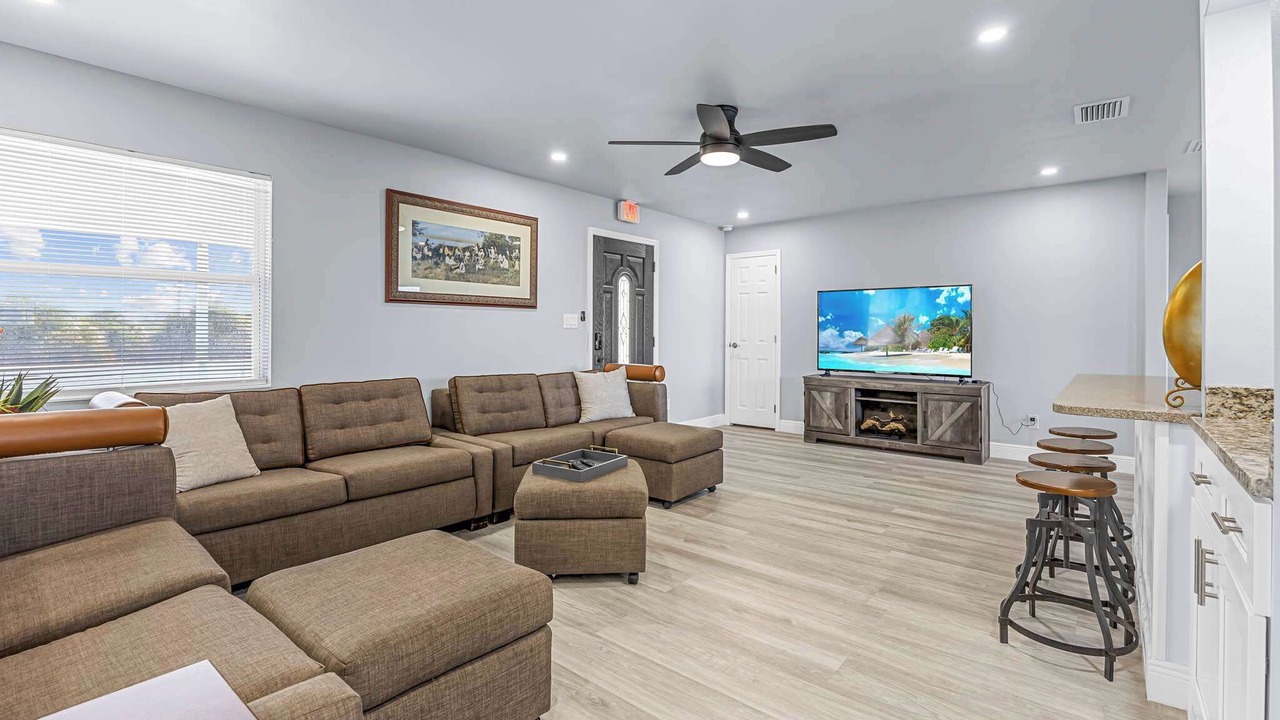 Photo of Bedroom in Floridana Beach