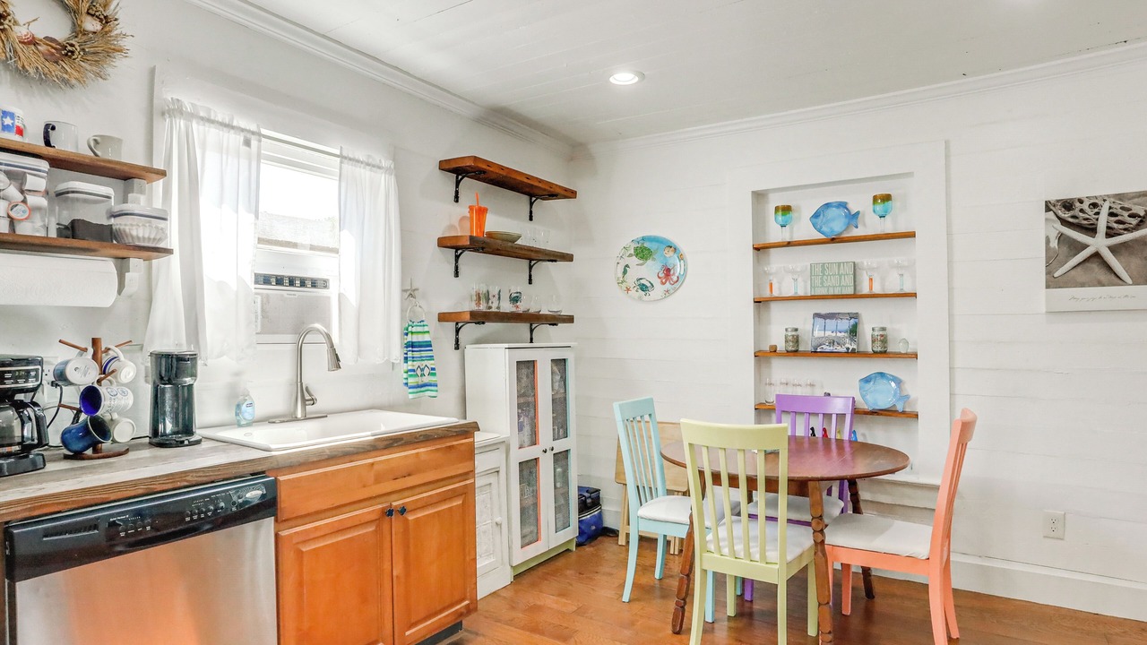 Photo of Kitchen in Galveston