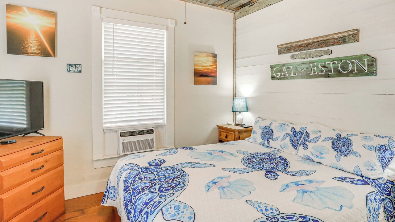 Photo of Bedroom in Galveston