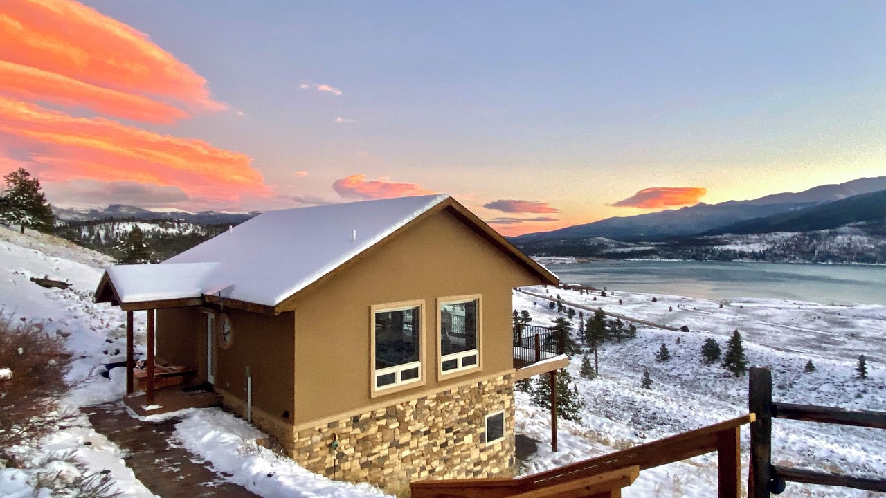 Photo of Outdoor in Twin Lakes