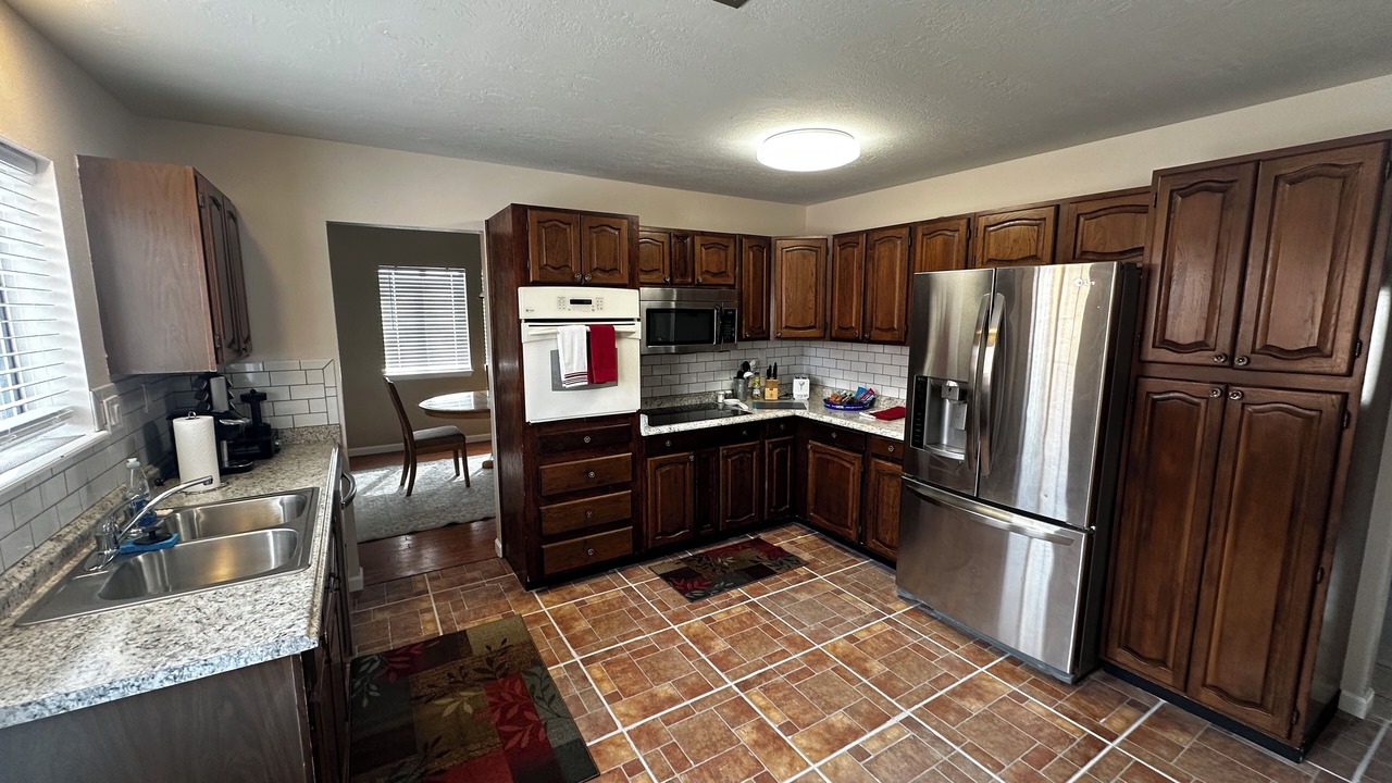 Photo of Kitchen in Truth or Consequences
