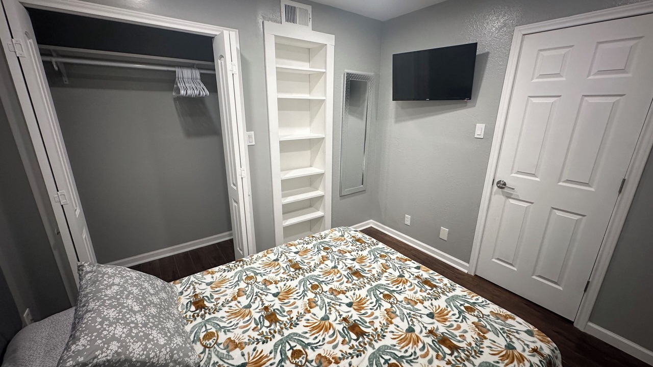 Photo of Bedroom in Midland