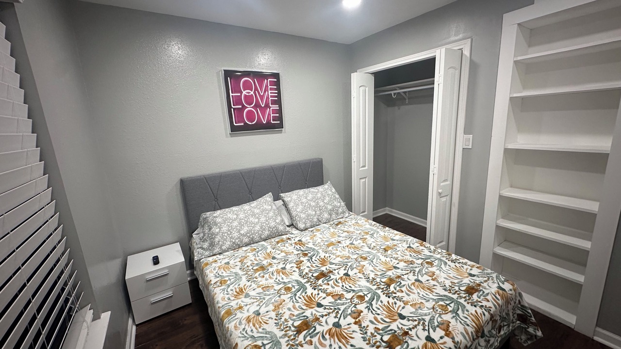 Photo of Bedroom in Midland