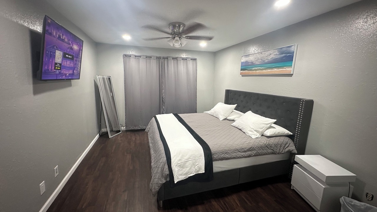Photo of Bedroom in Midland