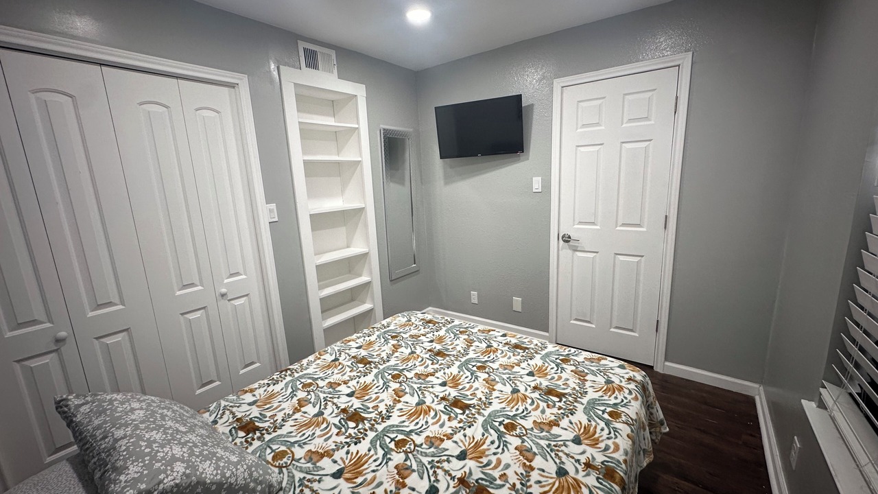 Photo of Bedroom in Midland