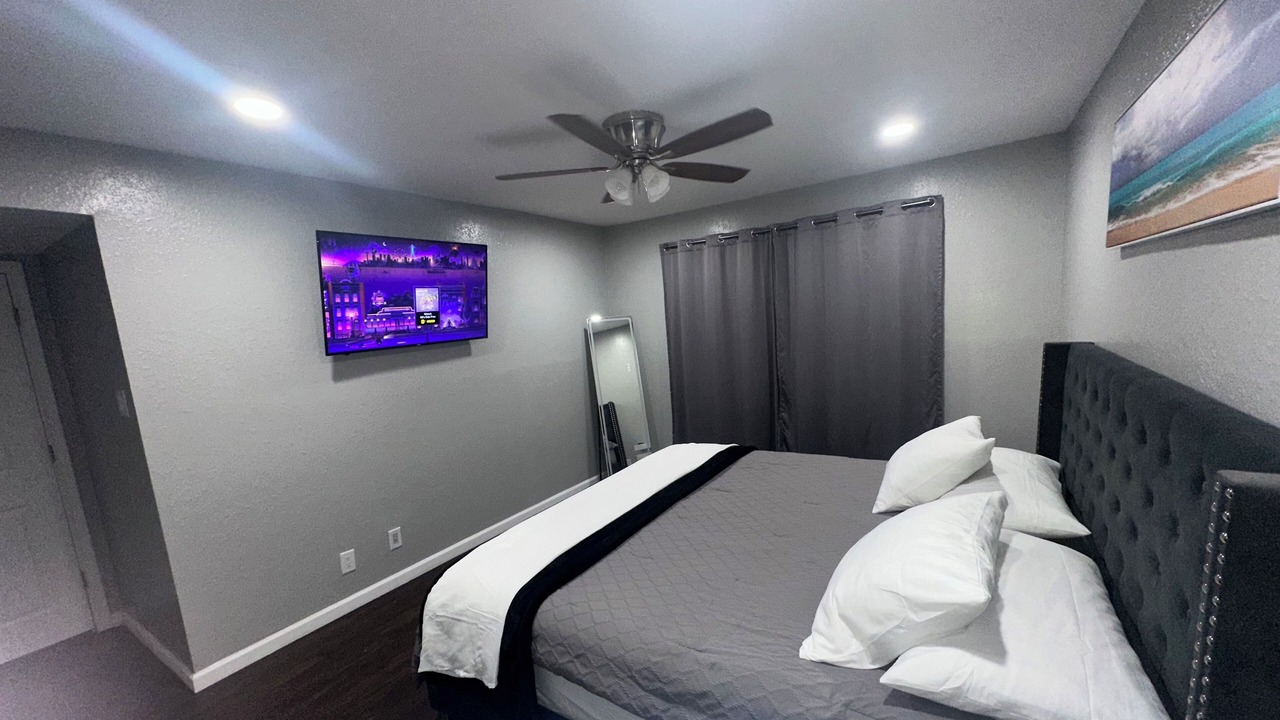 Photo of Bedroom in Midland