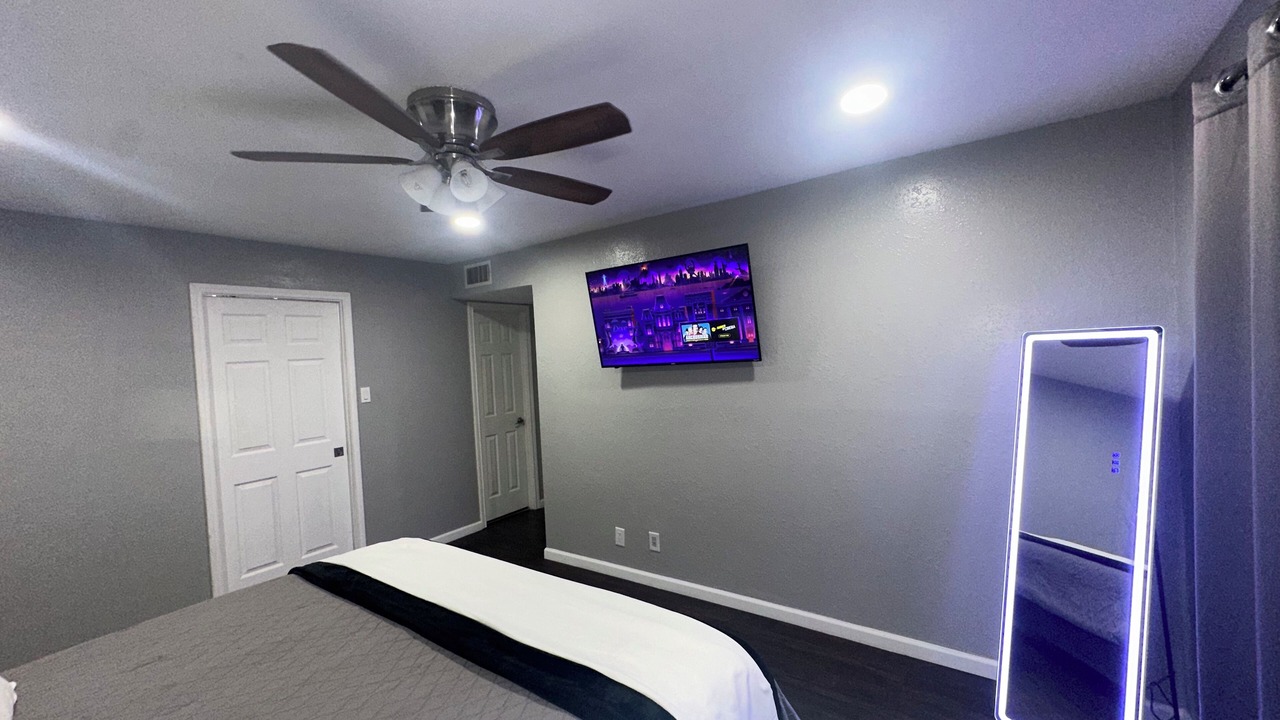 Photo of Bedroom in Midland
