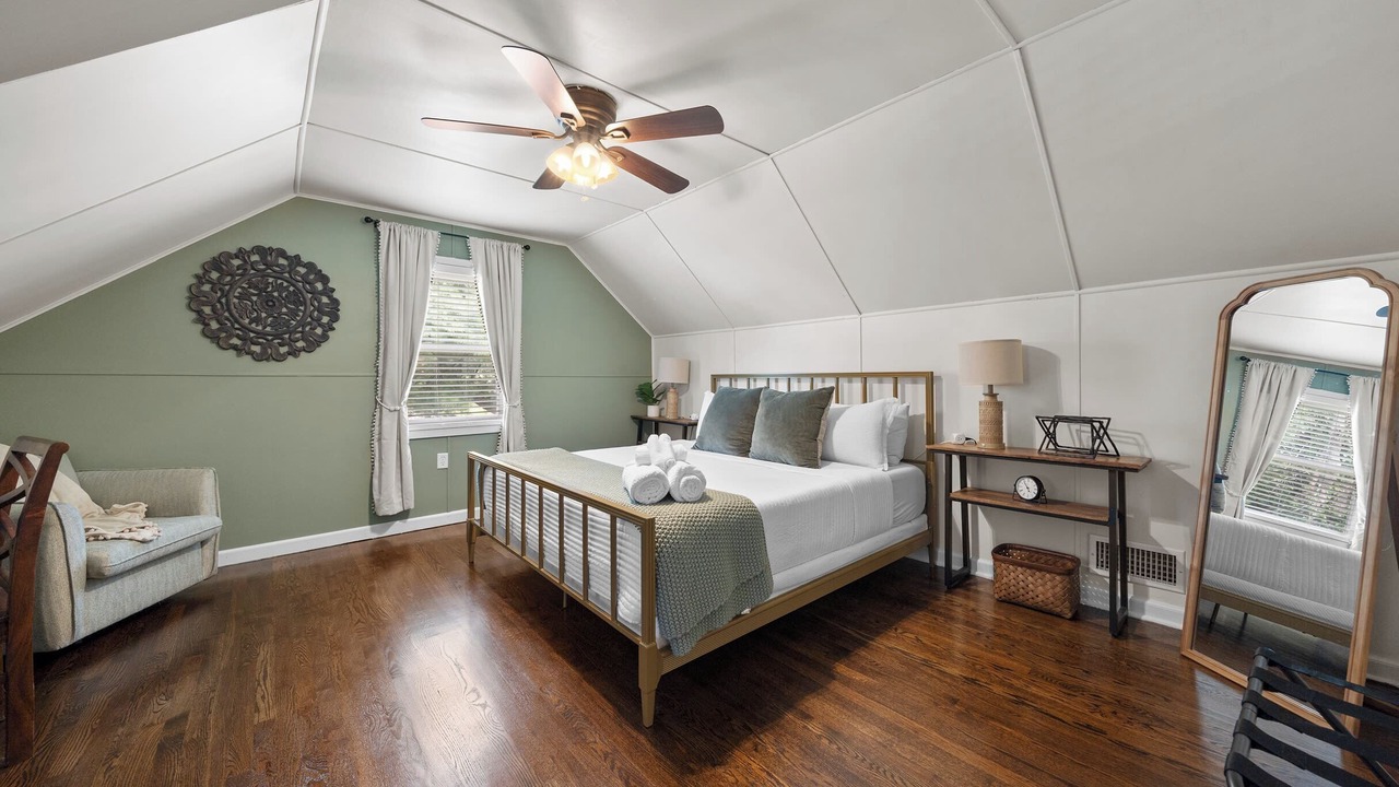 Photo of Bedroom in Lee's Summit