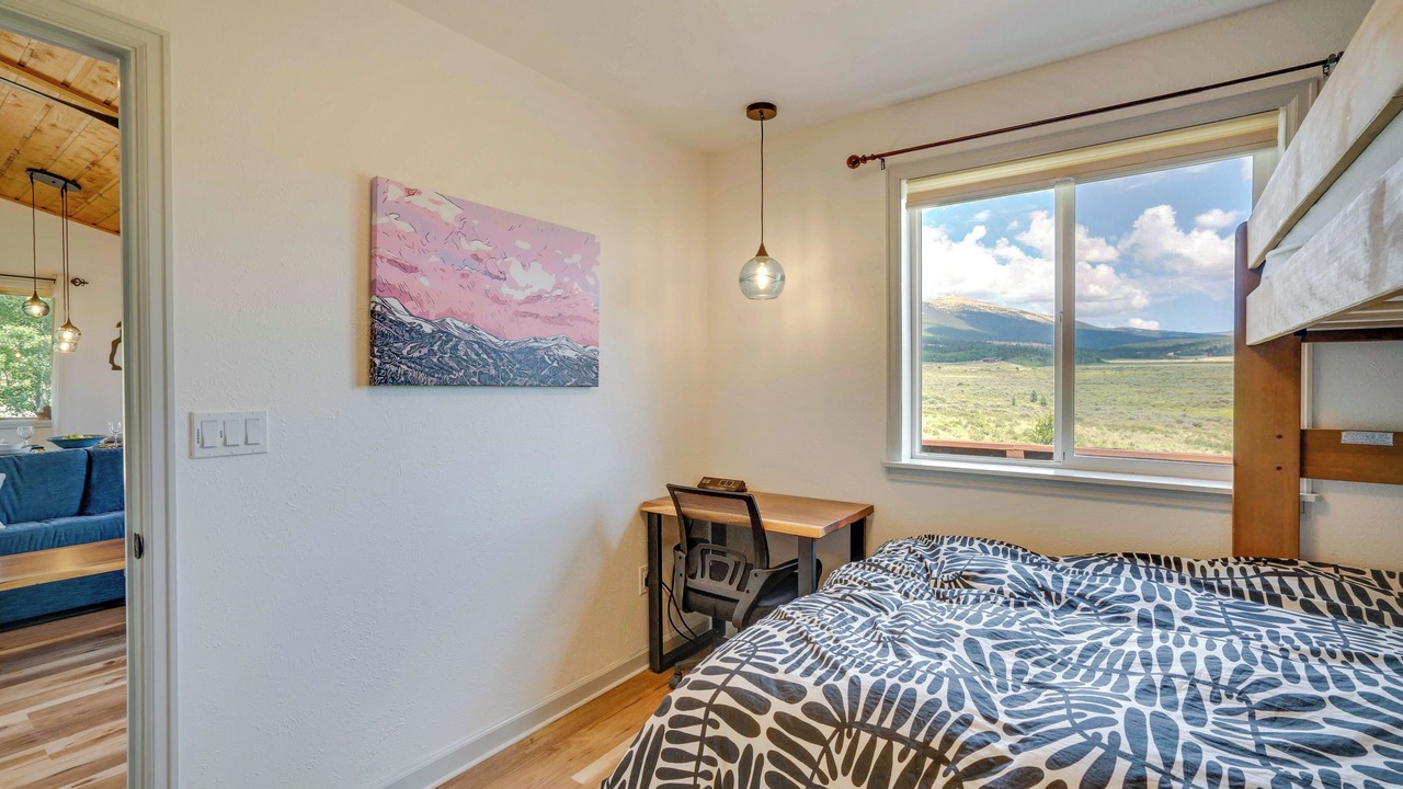 Photo of Bedroom in Warm Springs