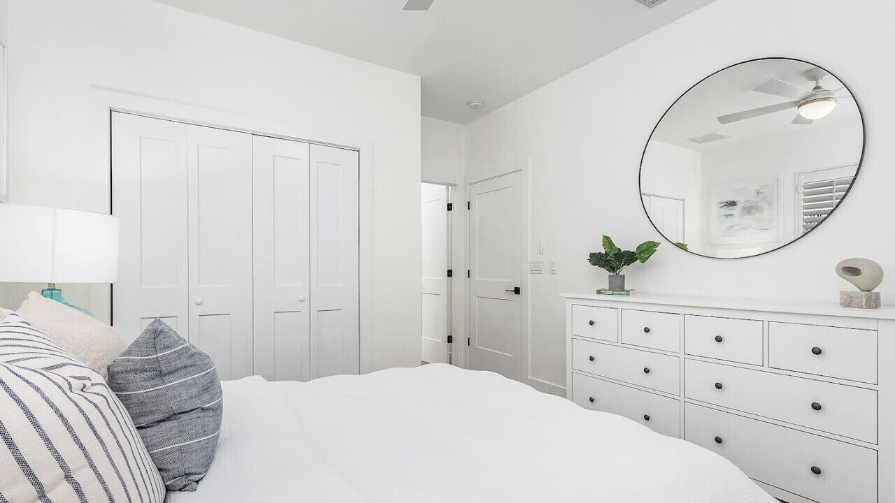 Photo of Bedroom in Naples Park