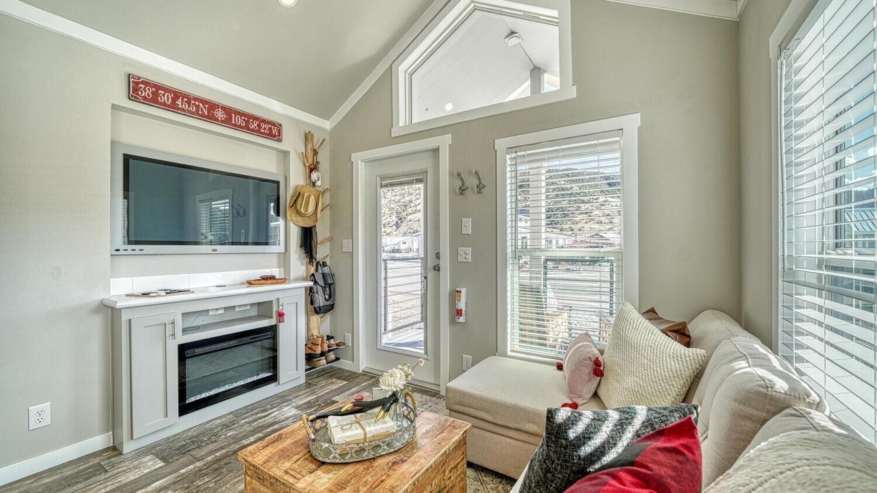 Photo of Livingroom in Salida