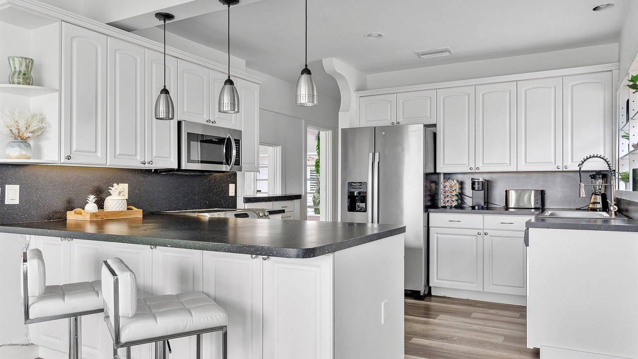 Photo of Kitchen in Lauderdale Beach