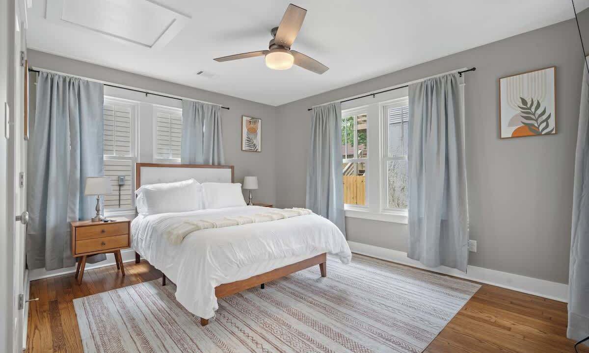 Photo of Bedroom in Hillcrest
