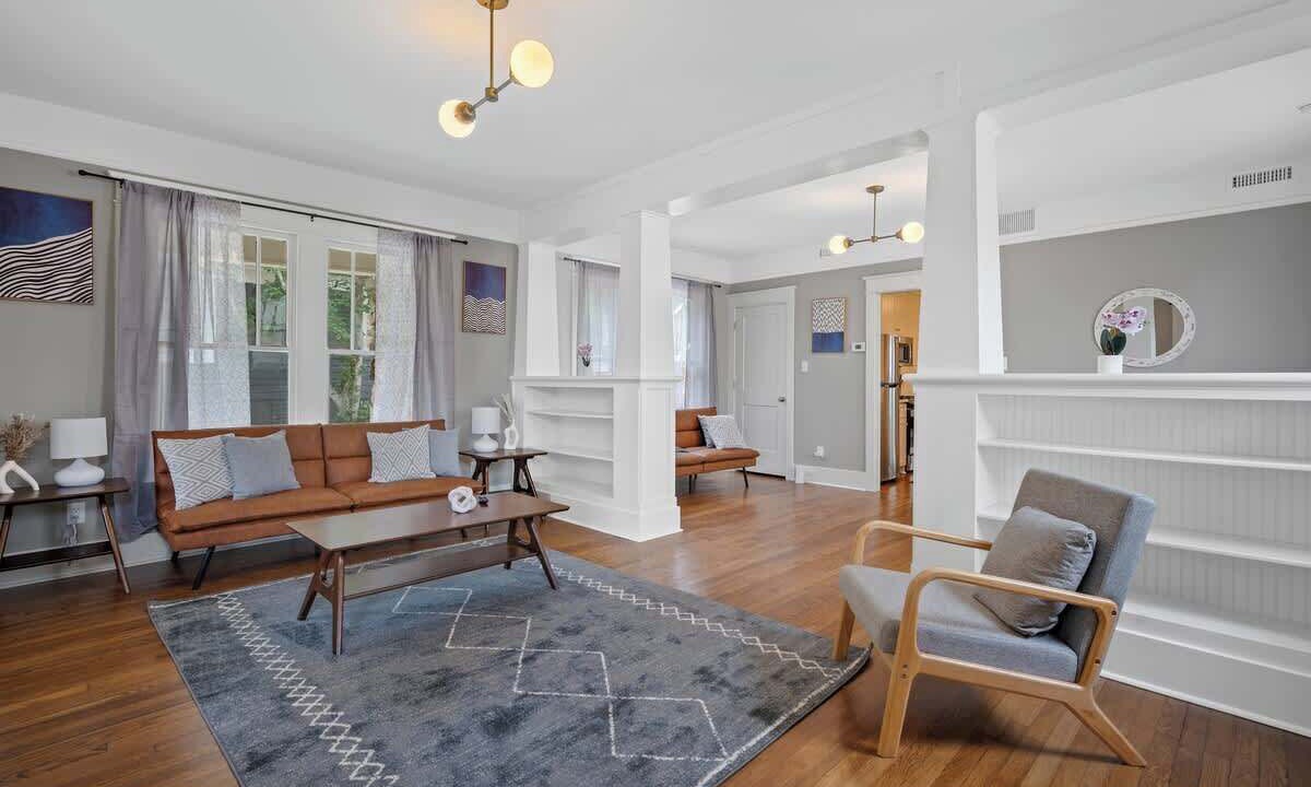 Photo of Livingroom in Hillcrest