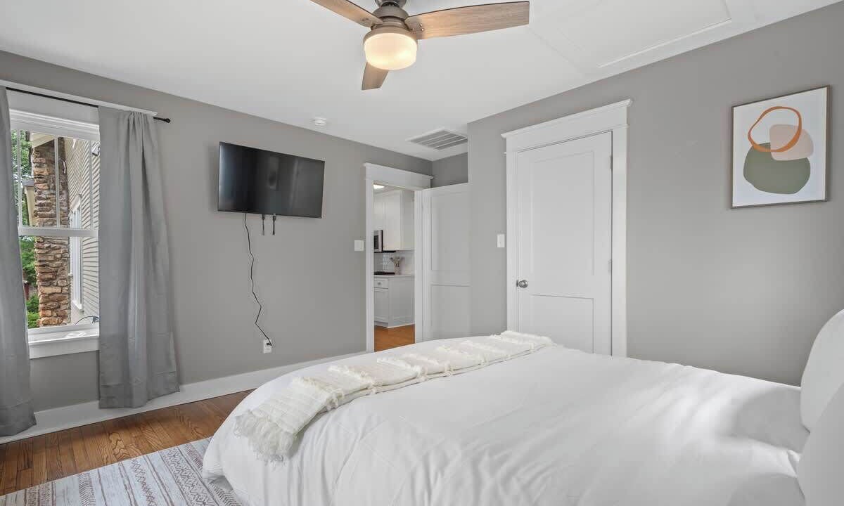 Photo of Bedroom in Hillcrest
