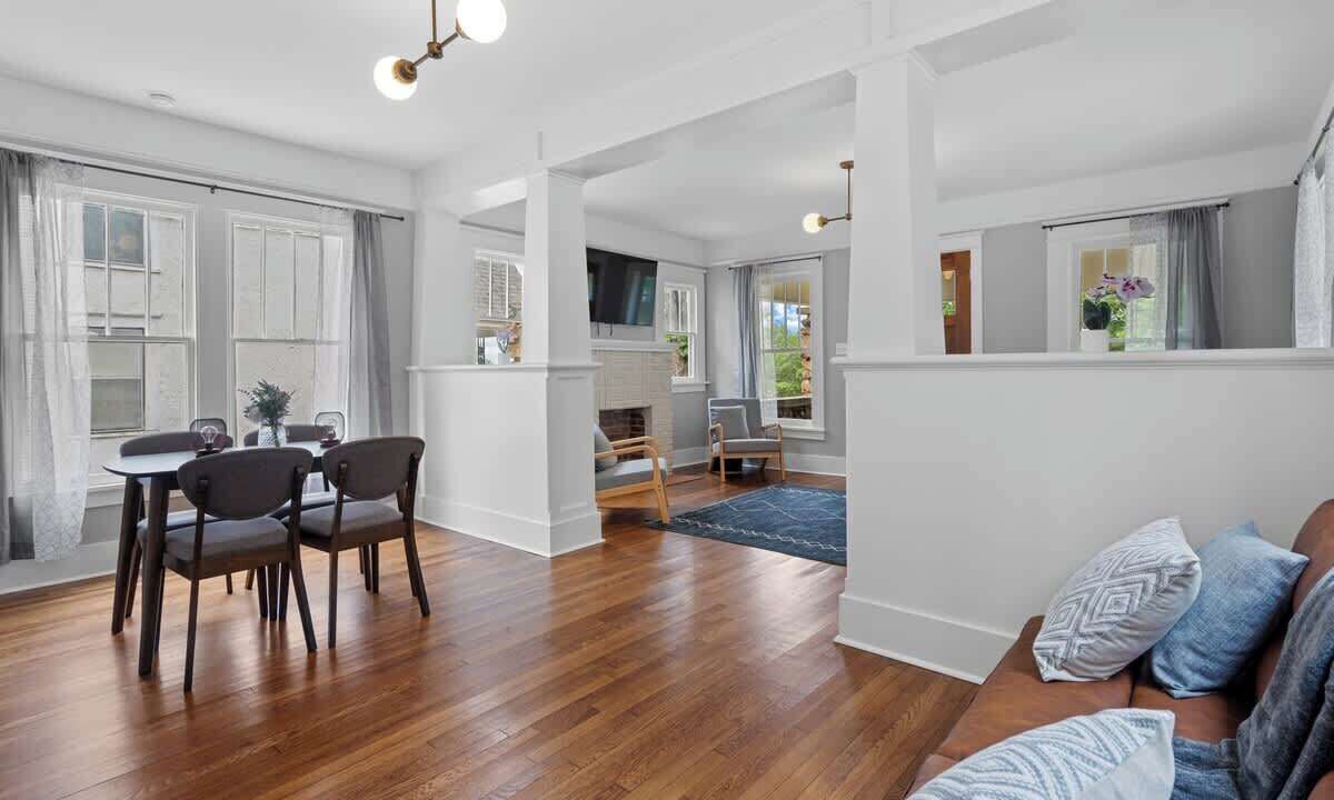Photo of Livingroom in Hillcrest