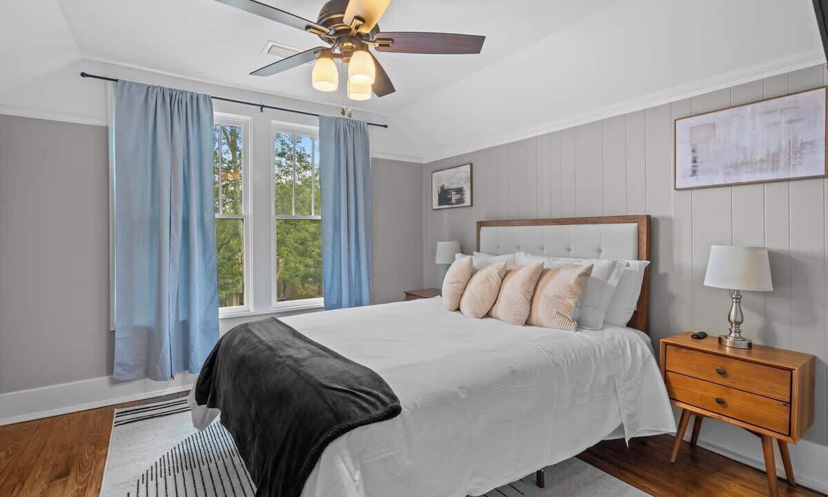 Photo of Bedroom in Hillcrest