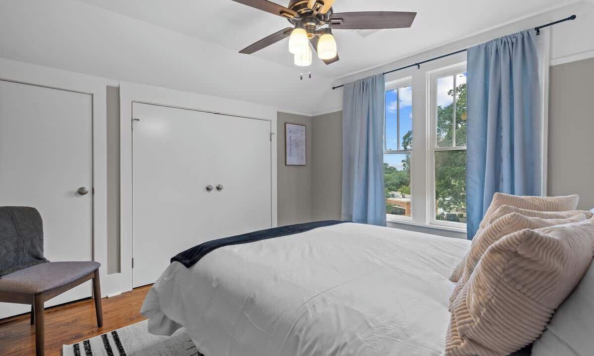 Photo of Bedroom in Hillcrest
