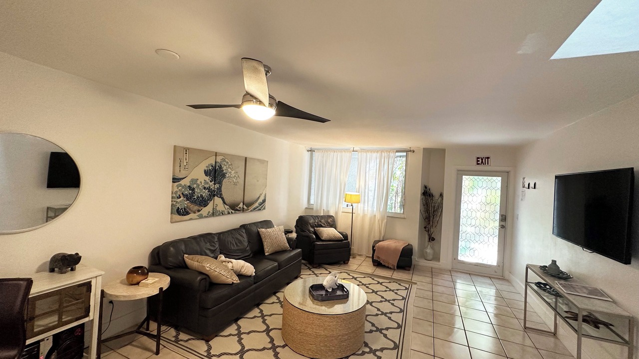 Photo of Bedroom in Royal Poinciana
