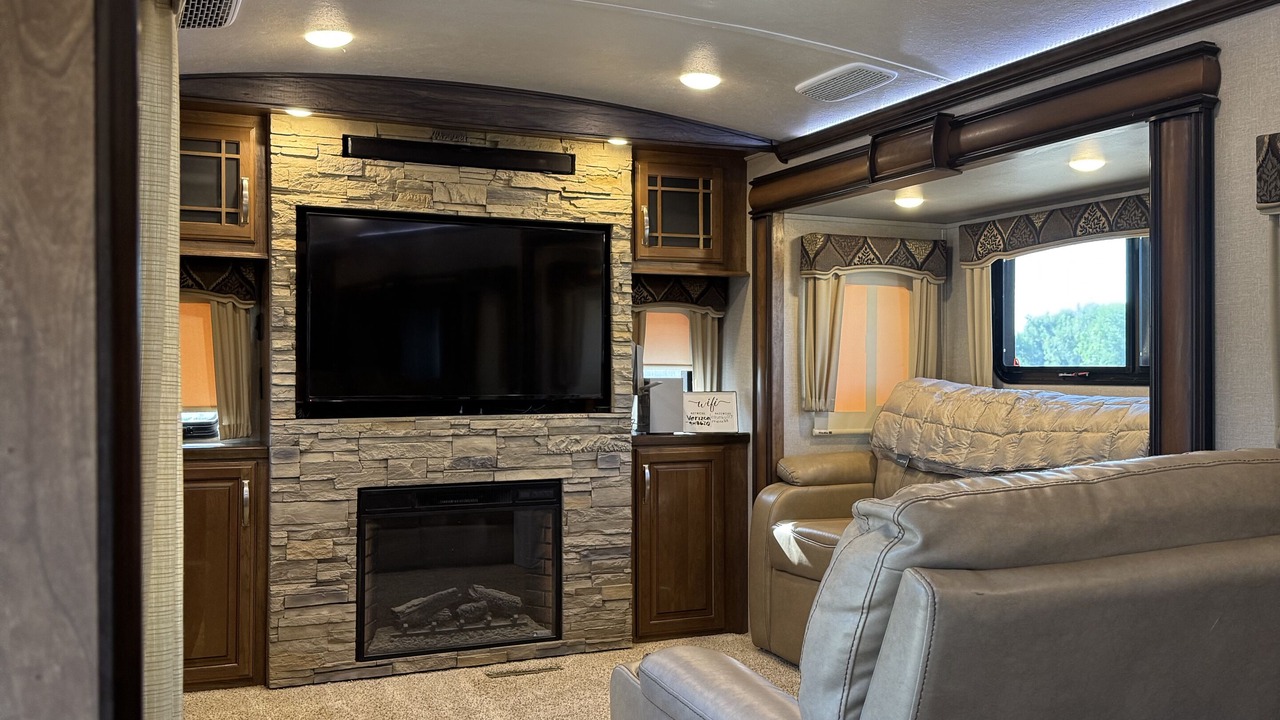 Photo of Livingroom in Farmington