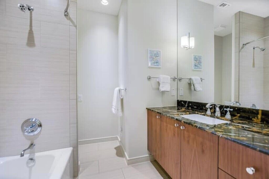 Photo of Bathroom in South River City