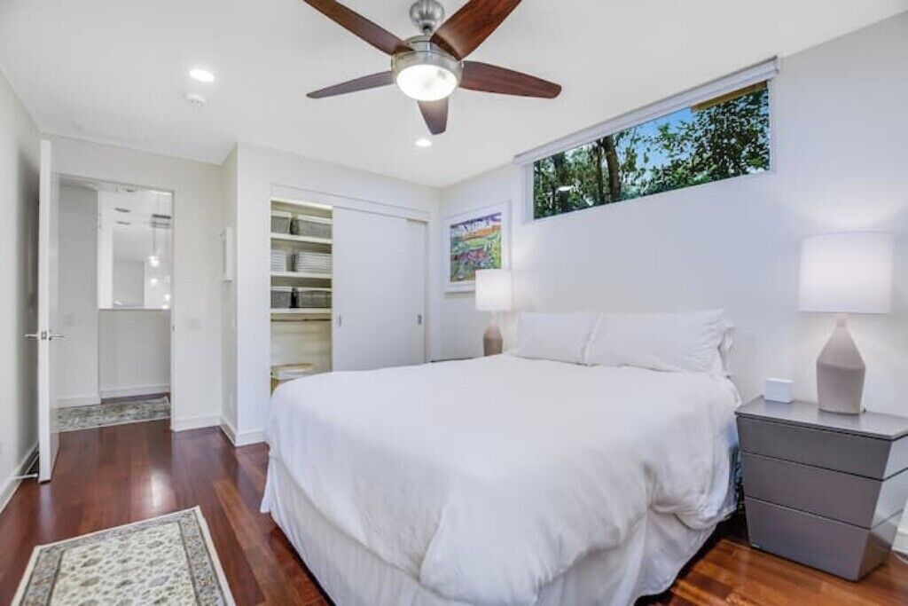 Photo of Bedroom in South River City