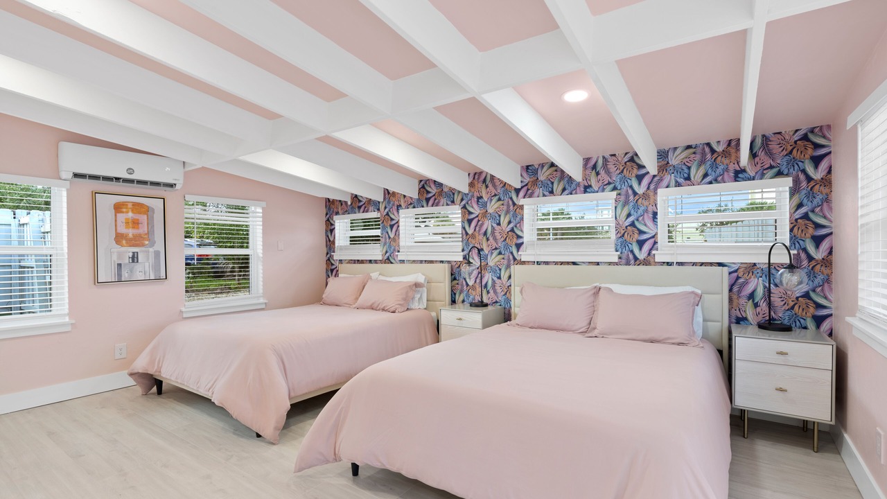 Photo of Bedroom in Coral Ridge