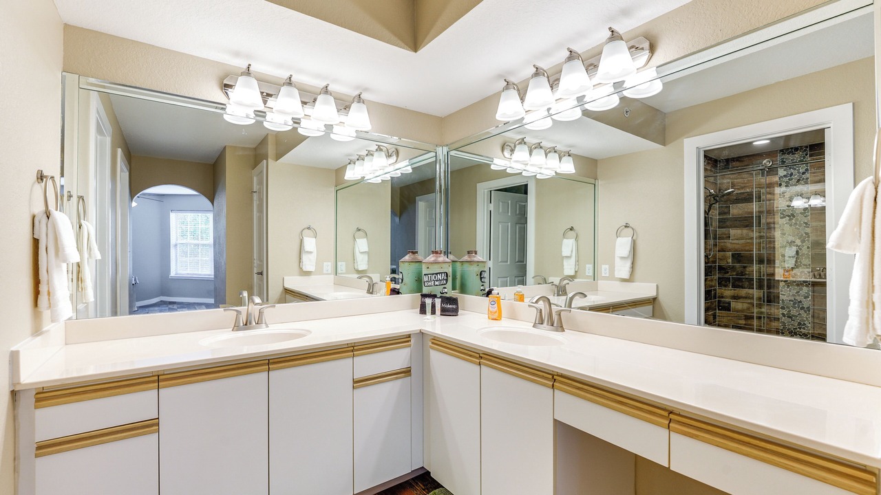 Photo of Bathroom in Branson