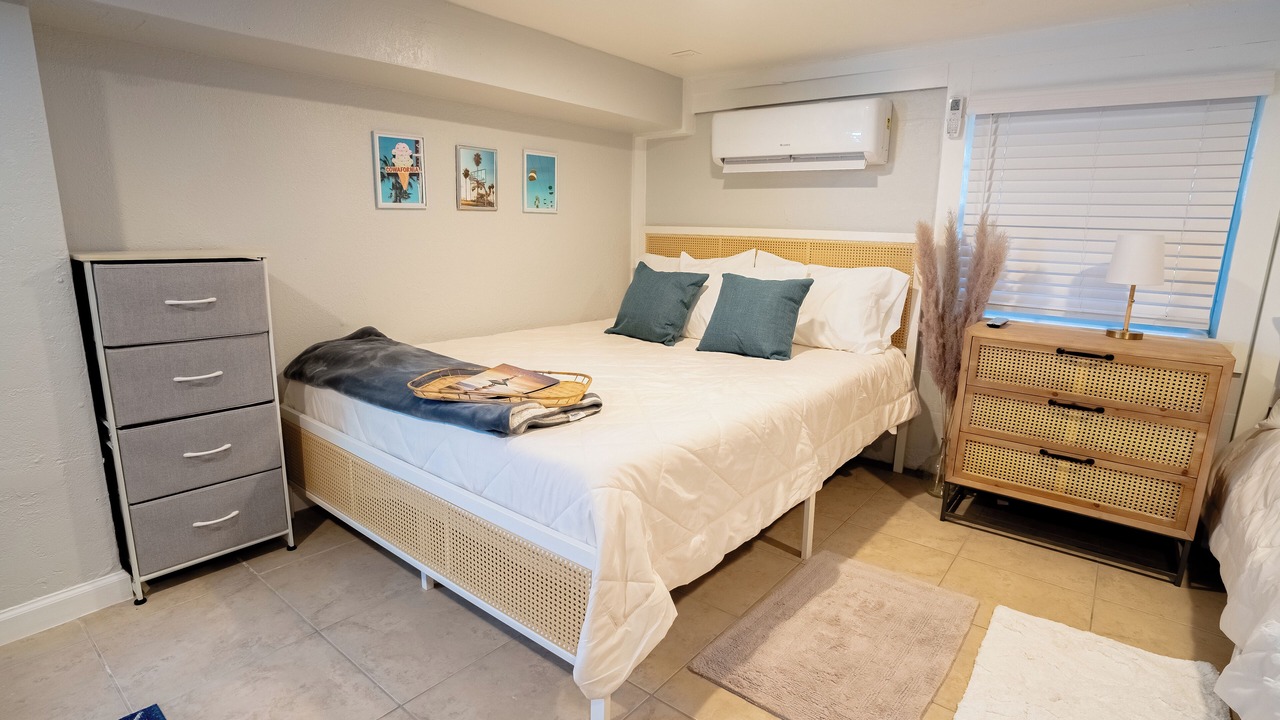 Photo of Bedroom in Galveston