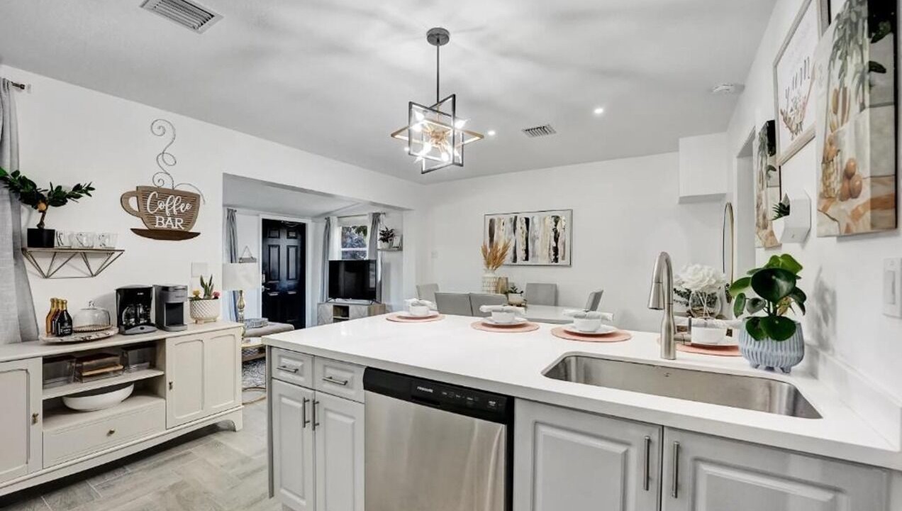 Photo of Kitchen in North Central Hollywood