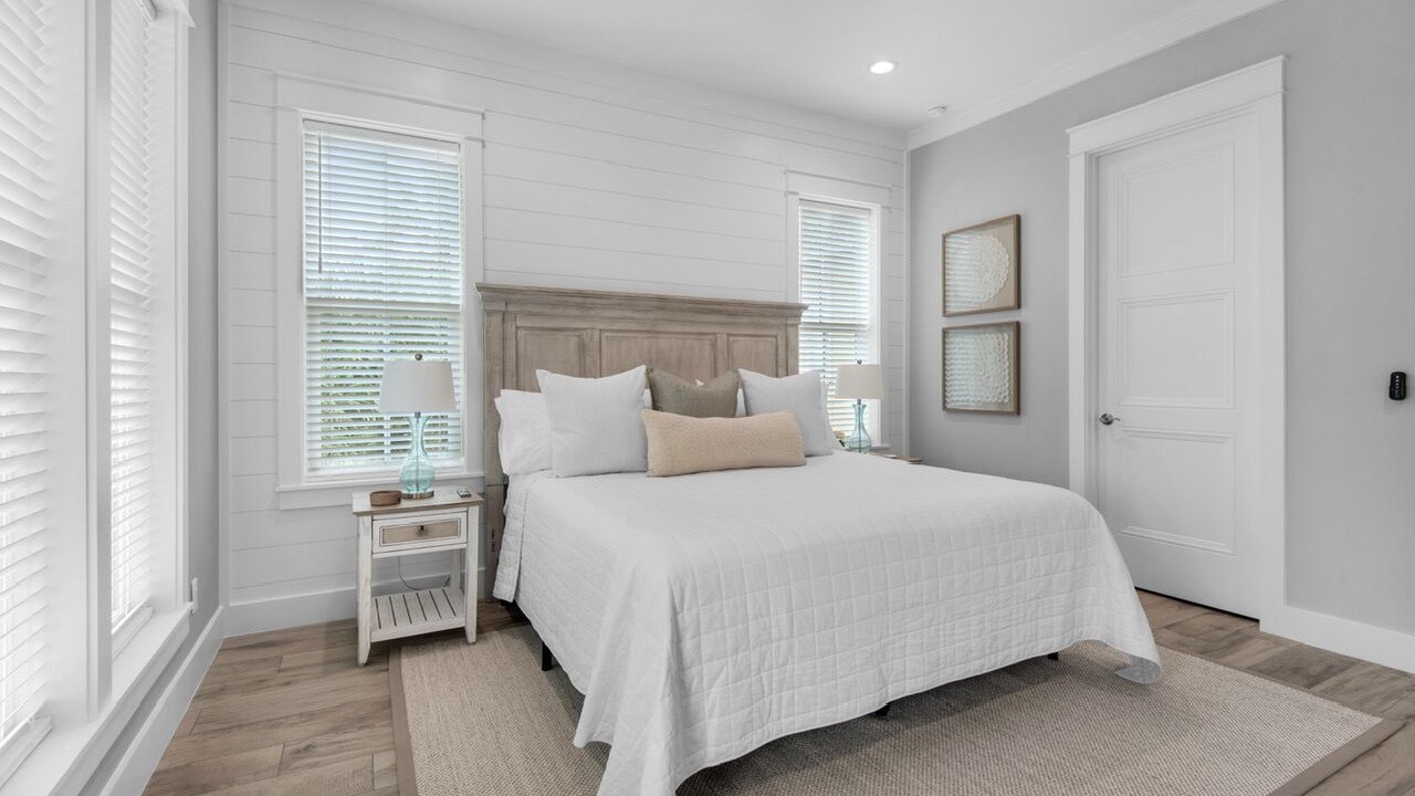 Photo of Bedroom in Emerald Waters Village