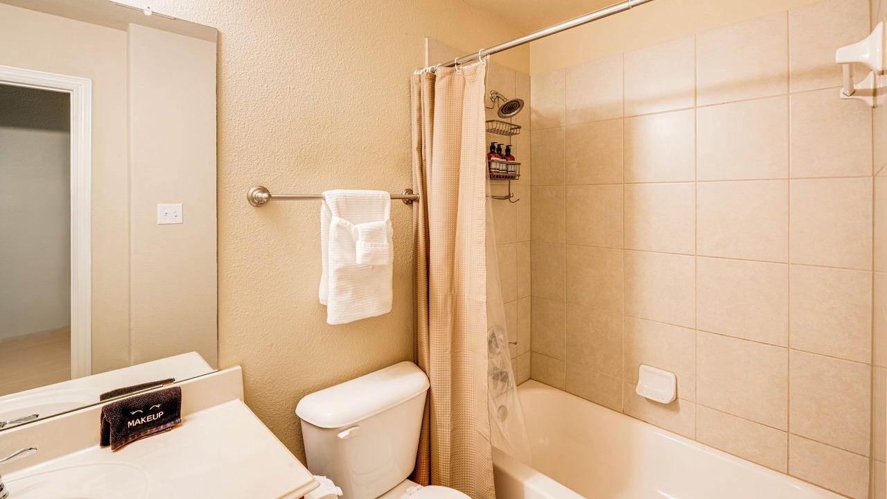 Photo of Bathroom in Las Colinas