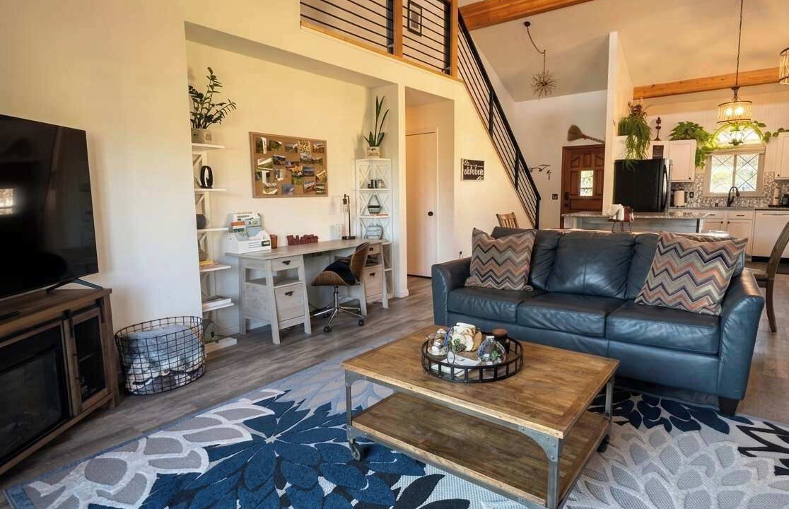 Photo of Livingroom in Woodland Park