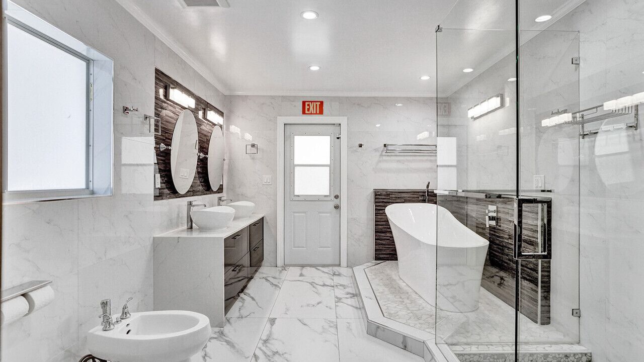 Photo of Bathroom in South Lake