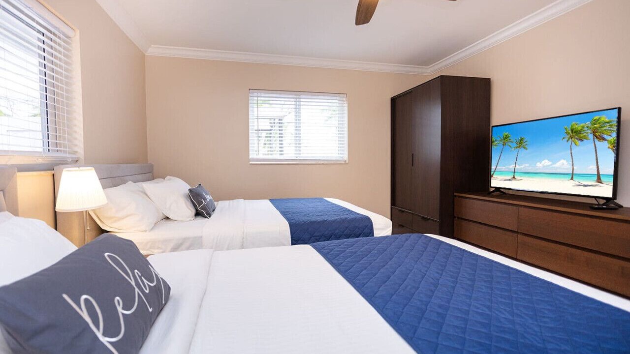 Photo of Bedroom in South Lake