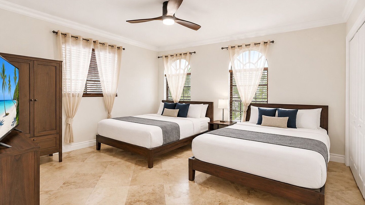Photo of Bedroom in South Lake