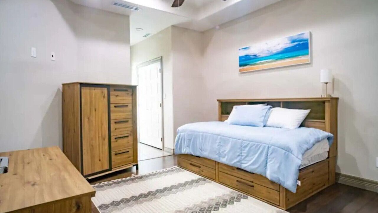 Photo of Bedroom in Palmhurst