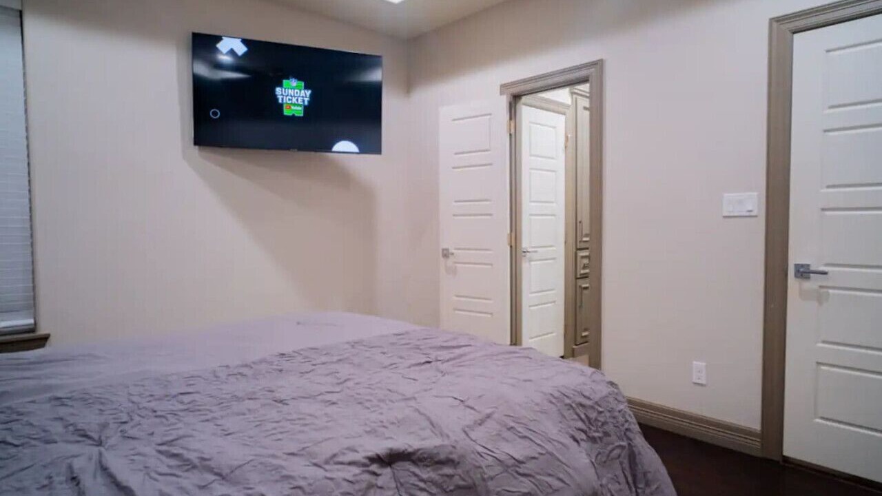 Photo of Bedroom in Palmhurst