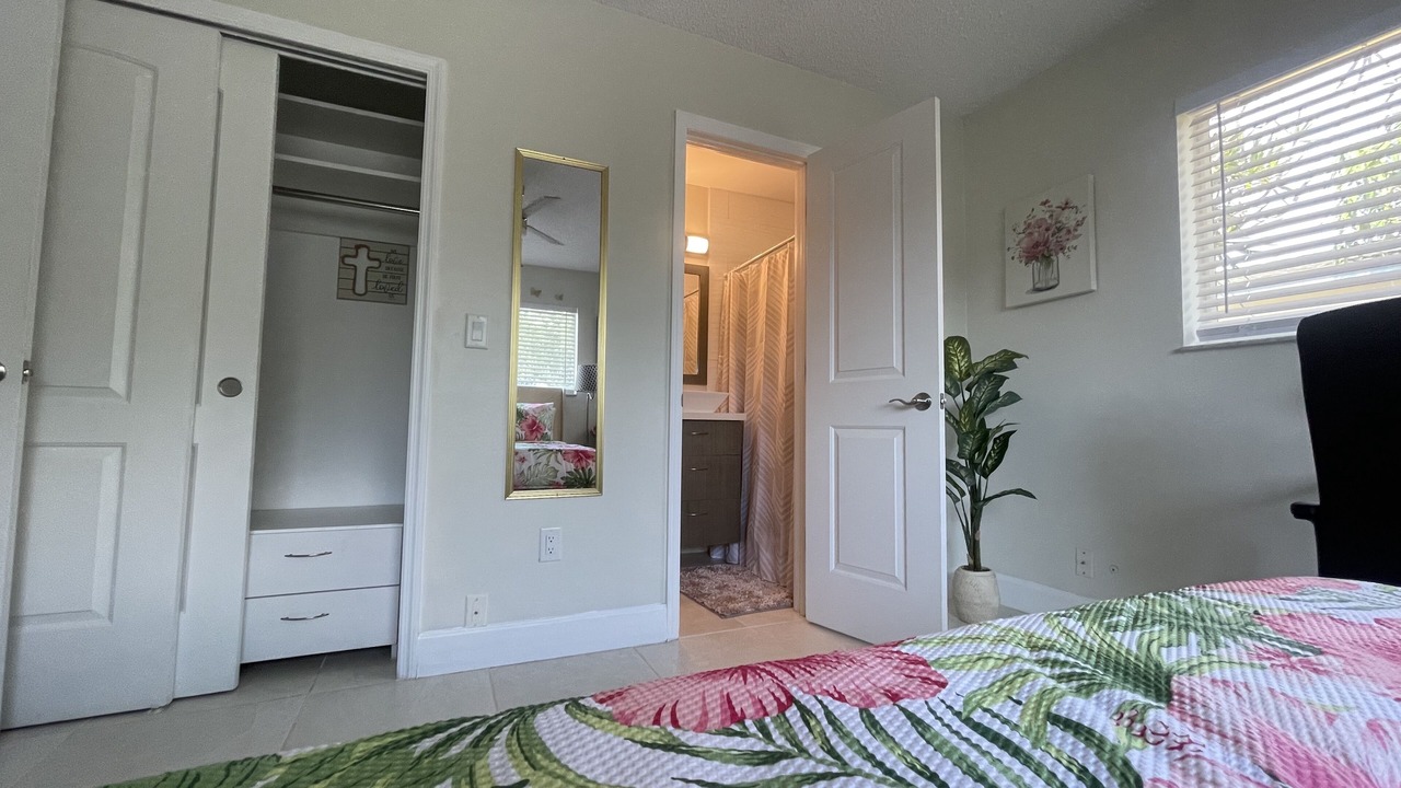 Photo of Bedroom in North Andrews Gardens