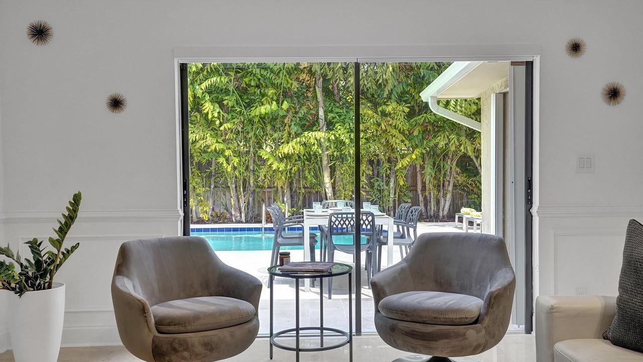 Photo of Livingroom in Coral Ridge