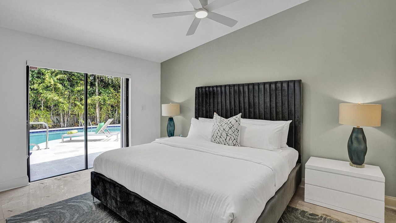 Photo of Bedroom in Coral Ridge