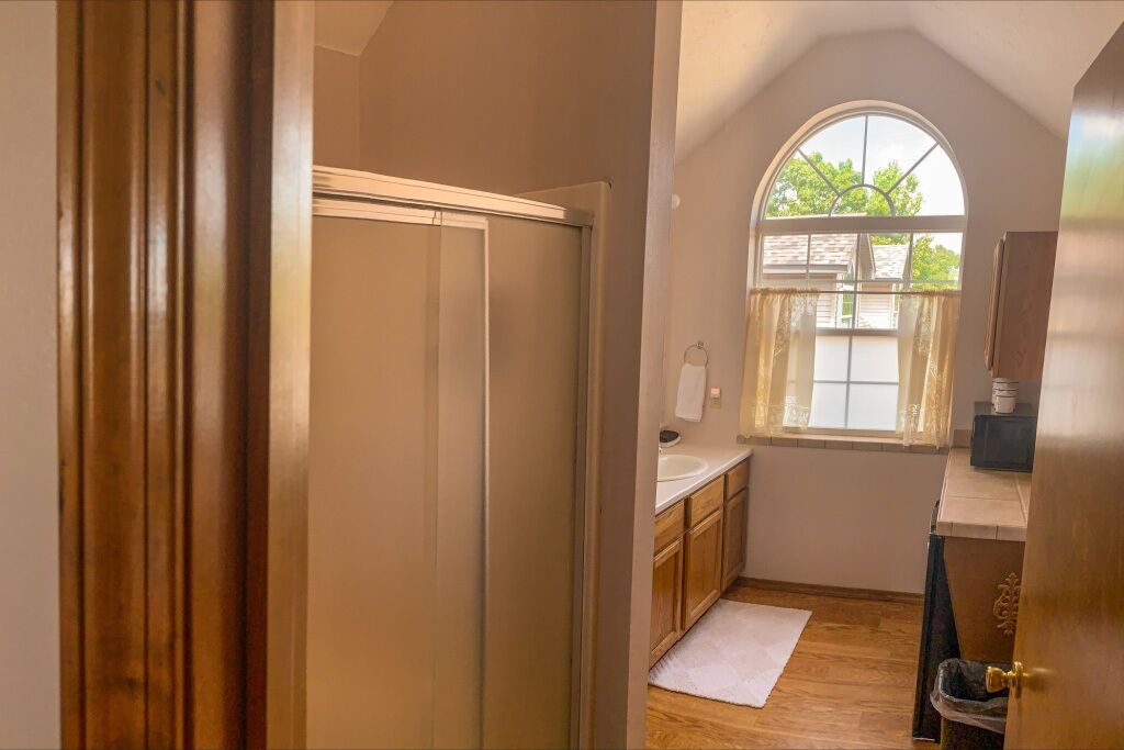 Photo of Bathroom in Ponce De Leon