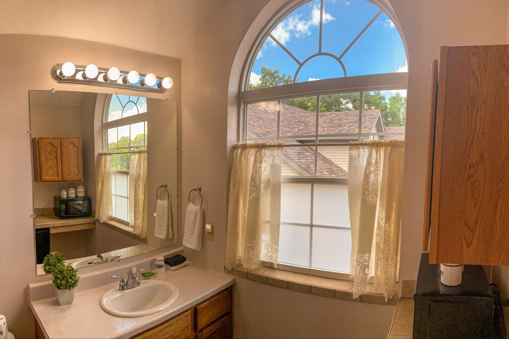 Photo of Bathroom in Ponce De Leon