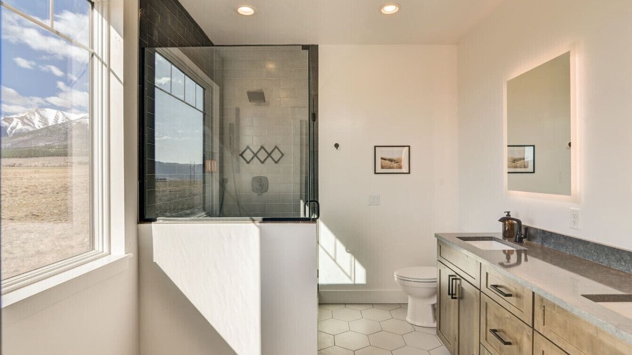 Photo of Bathroom in Buena Vista