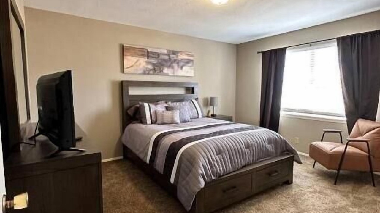 Photo of Bedroom in Jal