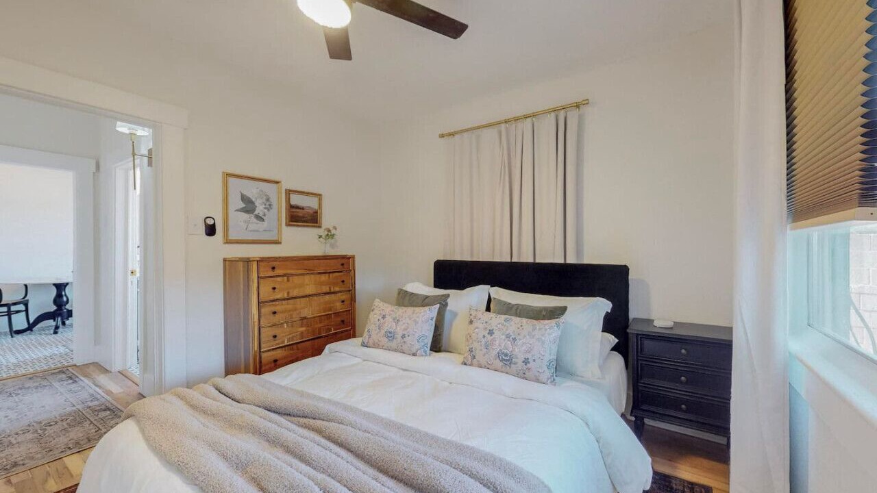 Photo of Bedroom in Albuquerque